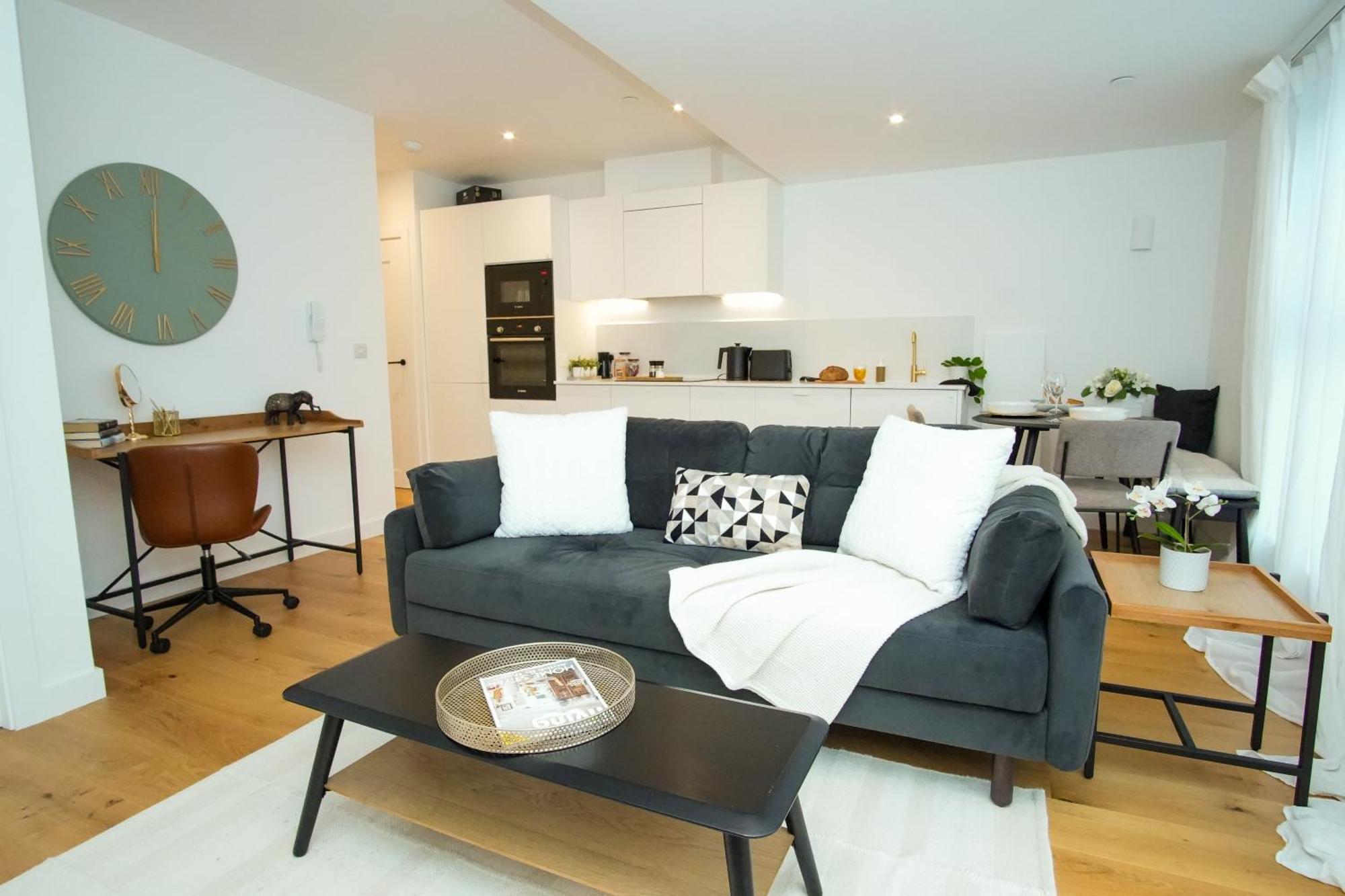 Sunrise 1 Bedroom Apartment In Central Torneo de Eastbourne Exterior foto